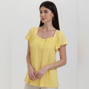 *NWT* 89th & Madison Women's Medium Yellow Smocked Flutter Sleeve Knit Top